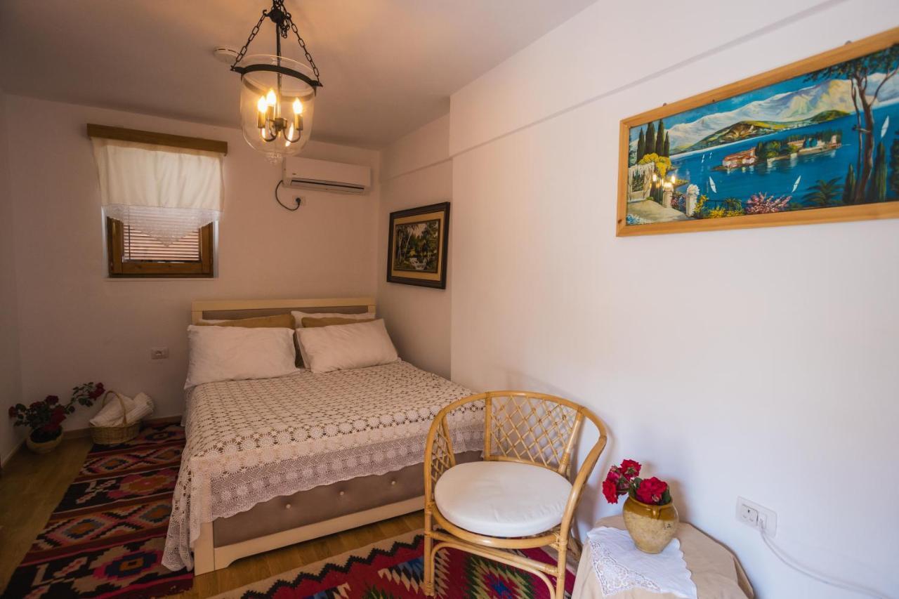Villa Porta Qeparo Eksteriør billede