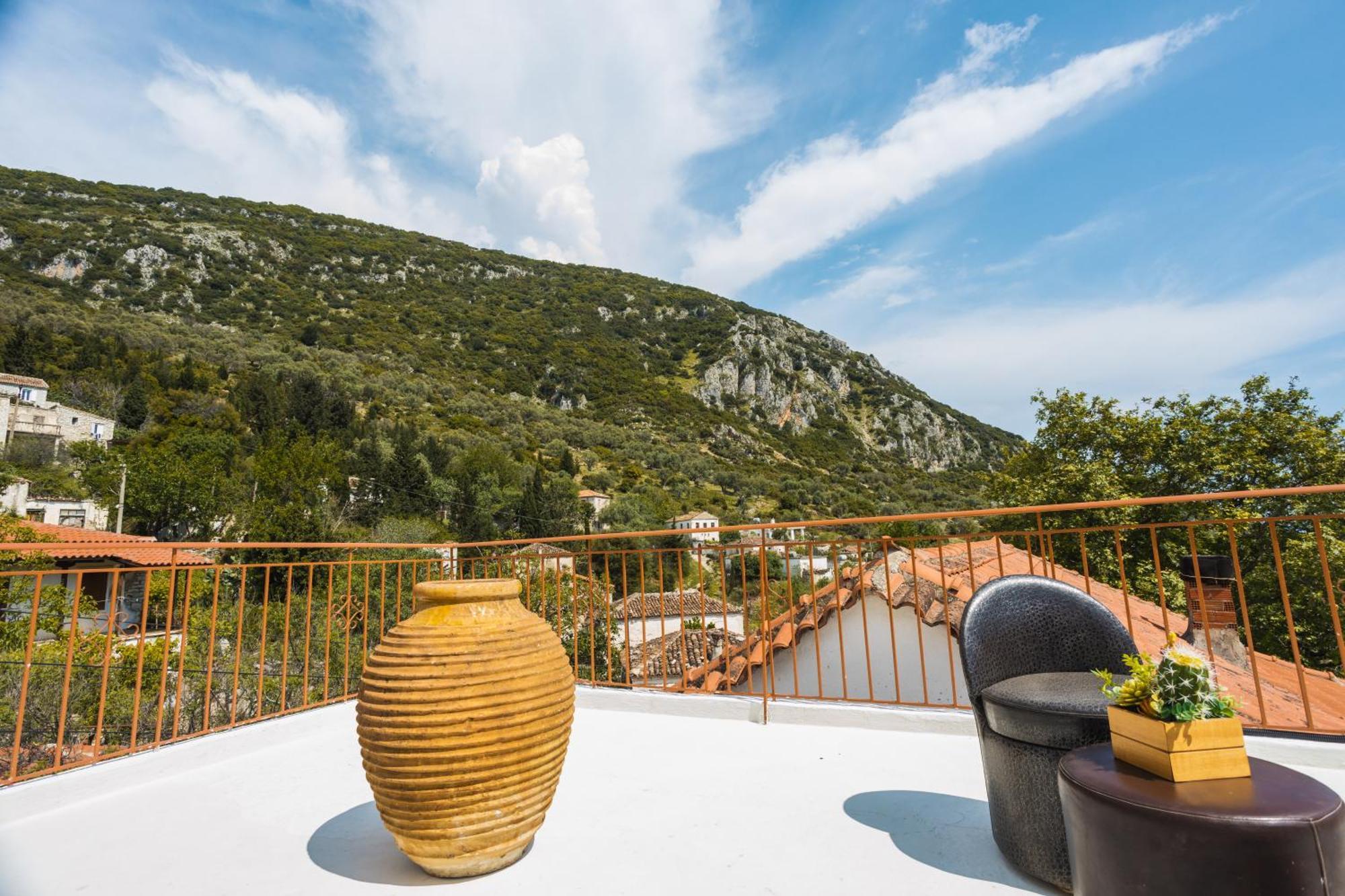 Villa Porta Qeparo Eksteriør billede